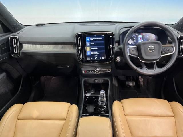 Volvo XC40 2020-12 190095-1