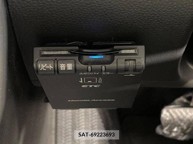 Honda N-VAN 2018-09 365634-6