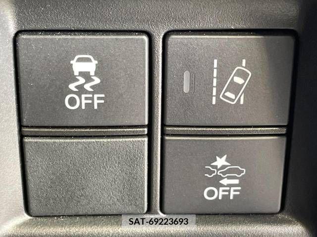 Honda N-VAN 2018-09 365634-5