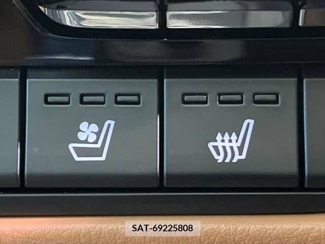 Mazda CX-60 2023-01 381555-5