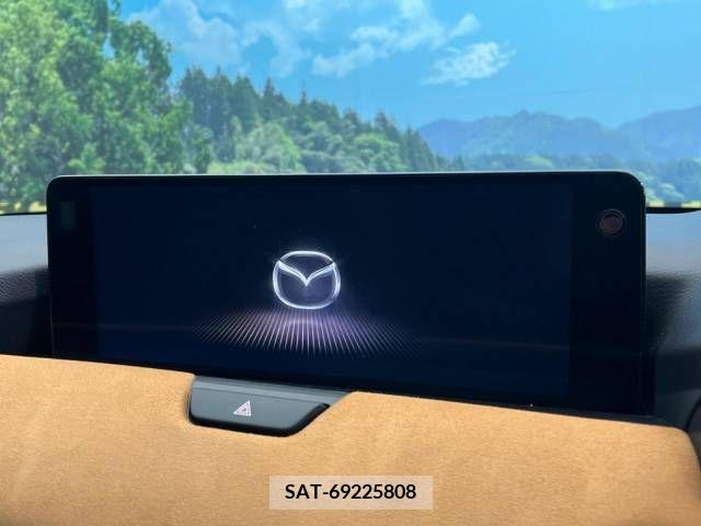 Mazda CX-60 2023-01 381555-3