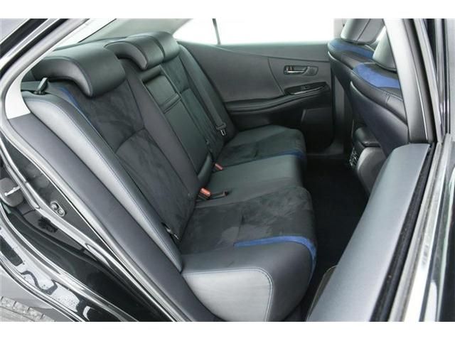Lexus HS 2017-08 183493-11