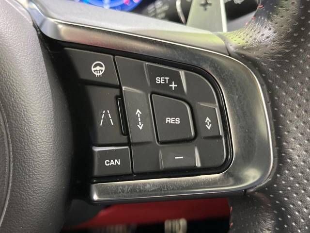 Jaguar F-PACE 2019-07 186556-5