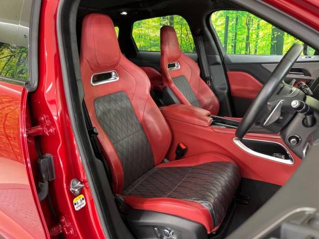 Jaguar F-PACE 2019-07 186556-11