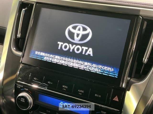 Toyota VELLFIRE 2015-08 239642-2
