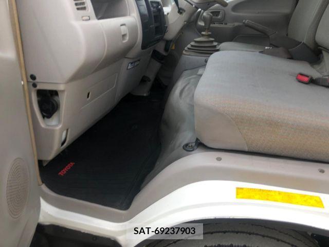 Toyota TOYOACE 2002-09 287756-9