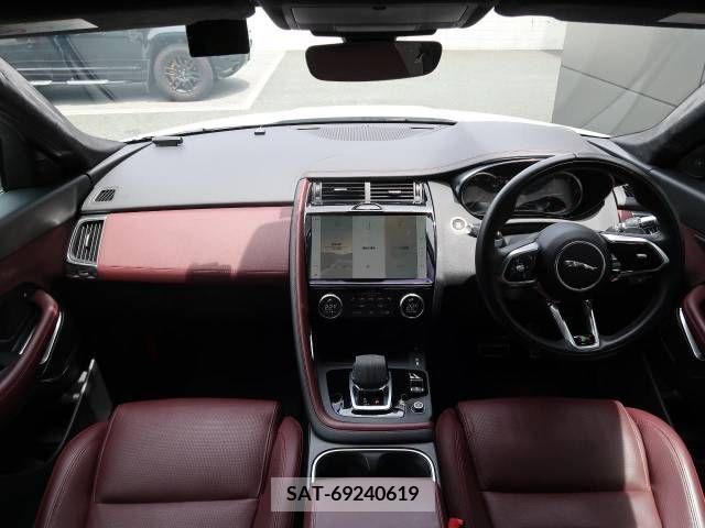 Jaguar E-PACE 2022-03 273931-1