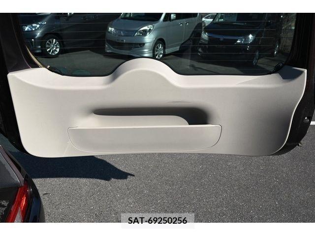 Nissan CUBE 2011-05 207435-18