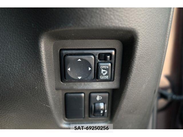 Nissan CUBE 2011-05 207435-20