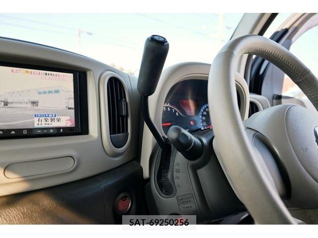 Nissan CUBE 2011-05 207435-21