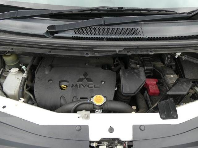 Mitsubishi DELICA D5 2010-07 5747-18