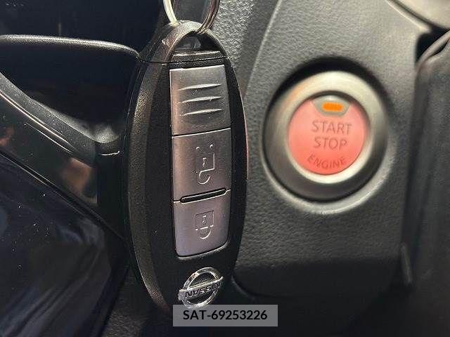 Nissan JUKE 2012-02 375817-10