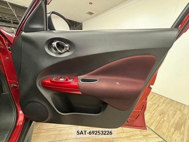 Nissan JUKE 2012-02 375817-8