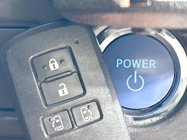 Toyota ESQUIRE 2015-11 186460-8