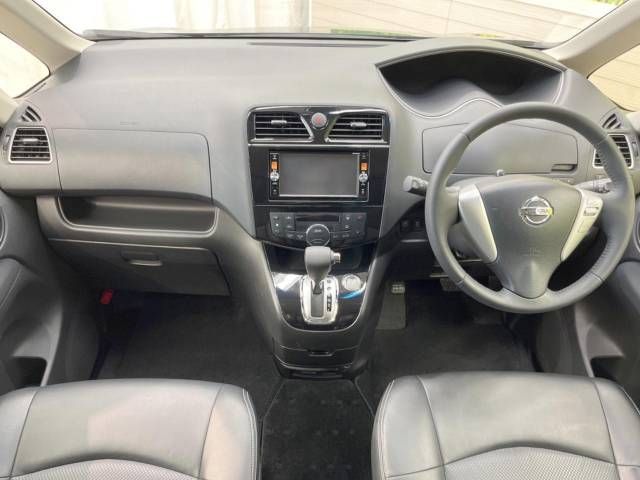 Nissan SERENA 2014-09 8143-1