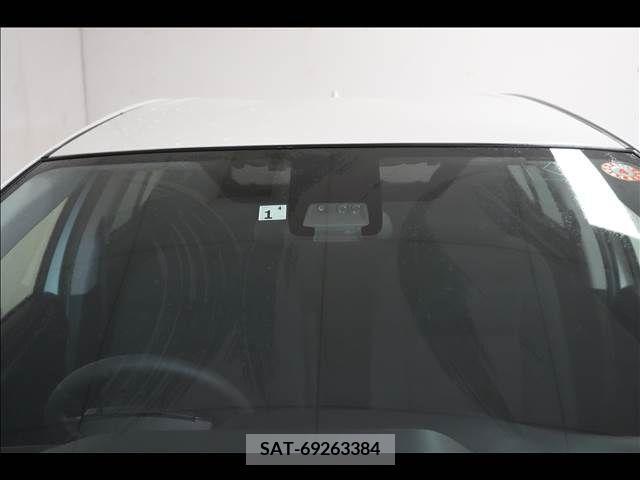 Toyota AQUA 2017-01 260286-7
