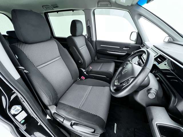 Honda e 2016-02 193701-6