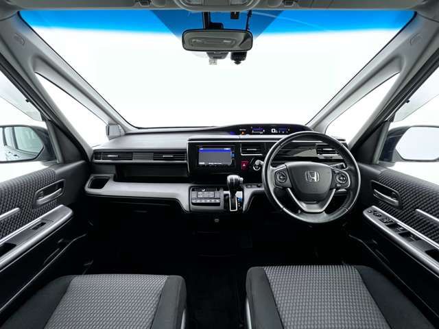 Honda e 2016-02 193701-4
