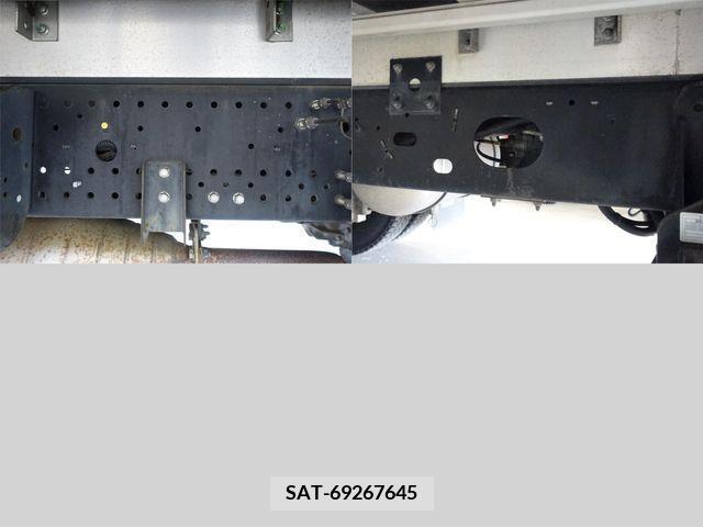 Isuzu FORWARD 2010-08 373971-12