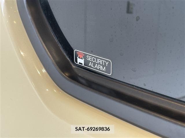 Daihatsu TAFT 2022-06 381898-23