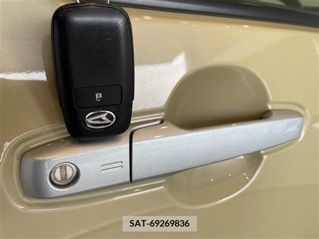 Daihatsu TAFT 2022-06 381898-11