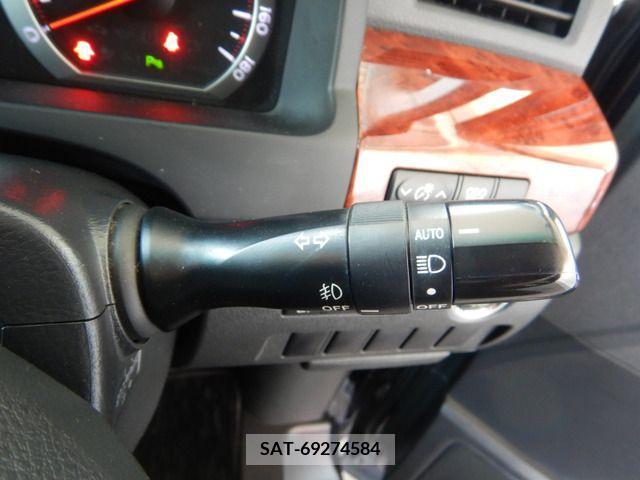 Toyota VELLFIRE 2010-03 287948-18