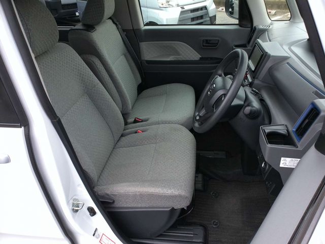 Daihatsu TANTO 2019-11 27212-3