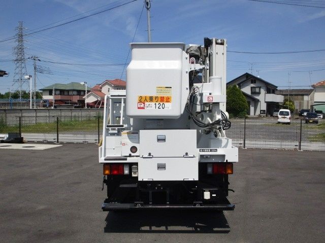 Isuzu ELF TRUCK 2013-11 3233-6