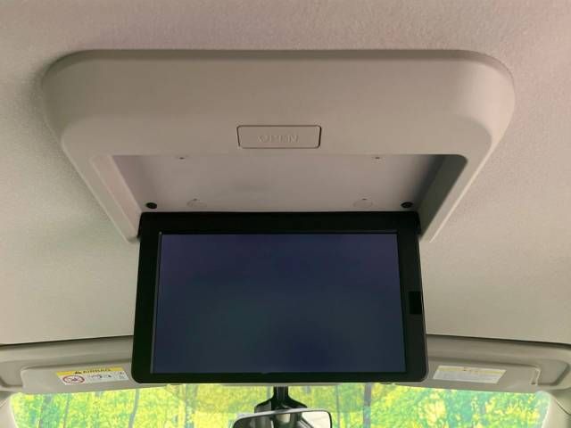 Nissan SERENA 2019-01 182110-2