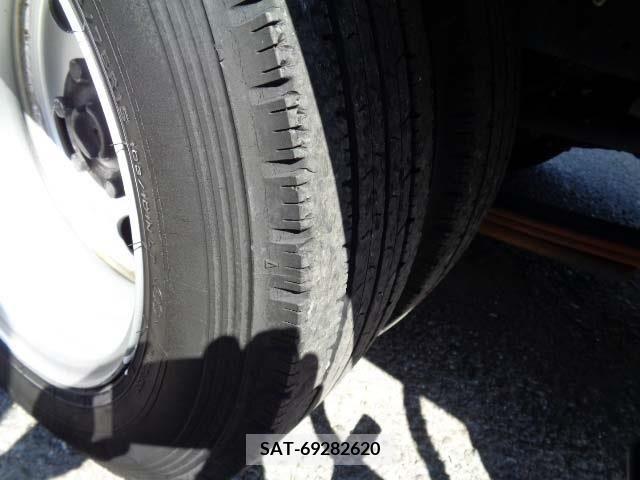 Nissan ATLAS 2015-06 329391-19