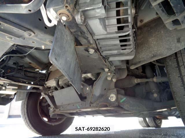 Nissan ATLAS 2015-06 329391-16