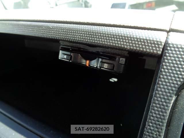 Nissan ATLAS 2015-06 329391-6