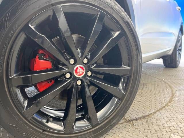 Jaguar E-PACE 2018-12 17966-10