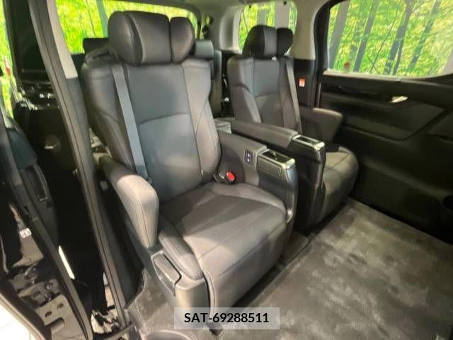 Toyota ALPHARD 2023-01 219646-9