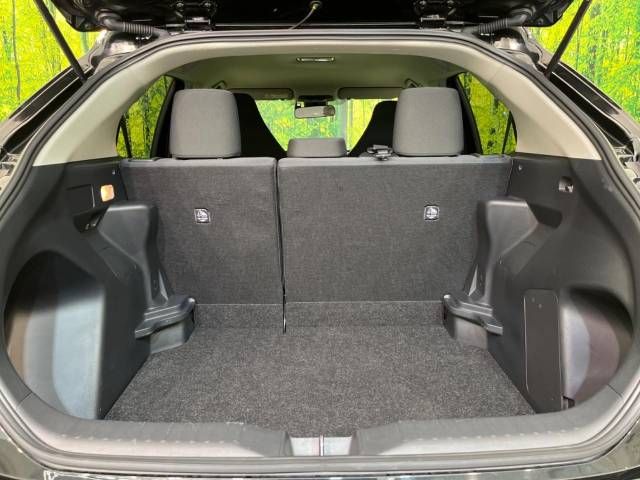 Toyota YARIS CROSS 2023-03 184900-10