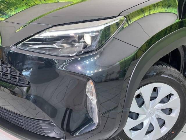 Toyota YARIS CROSS 2023-03 184900-12