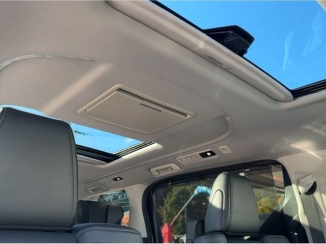 Toyota ALPHARD 2022-12 185941-8
