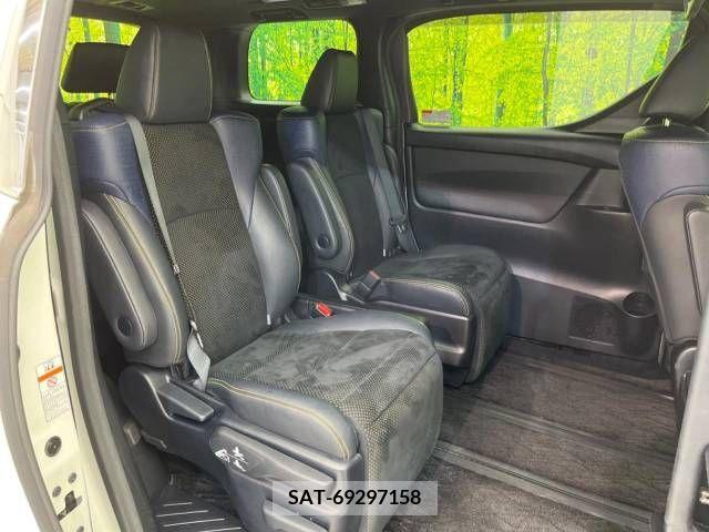 Toyota VELLFIRE 2017-07 288028-9