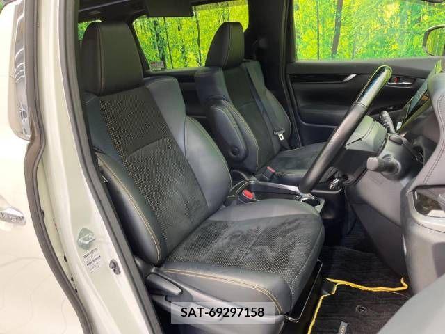 Toyota VELLFIRE 2017-07 288028-8