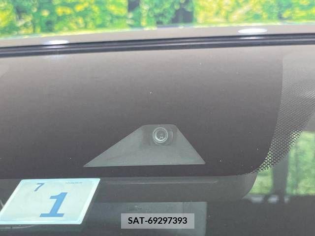 Nissan NOTE 2018-01 365290-2