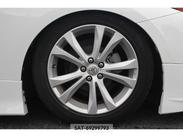 Toyota PRIUS PHV 2017-12 335303-11