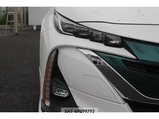 Toyota PRIUS PHV 2017-12 335303-9
