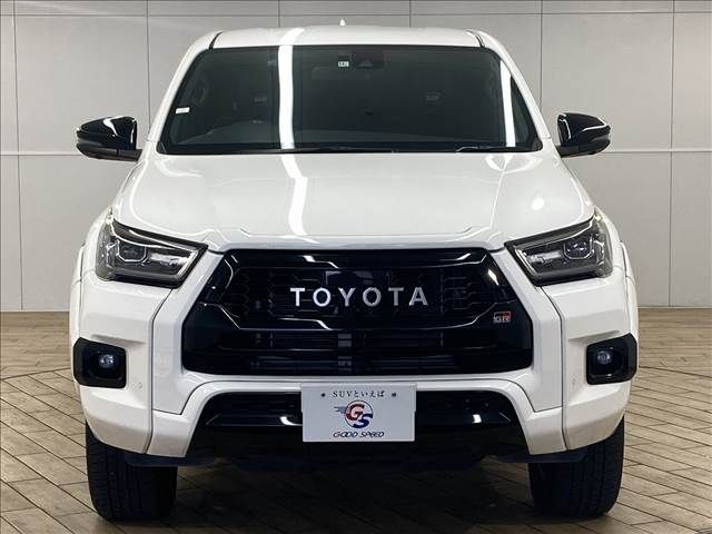 Toyota HILUX 2021-11 180575-2