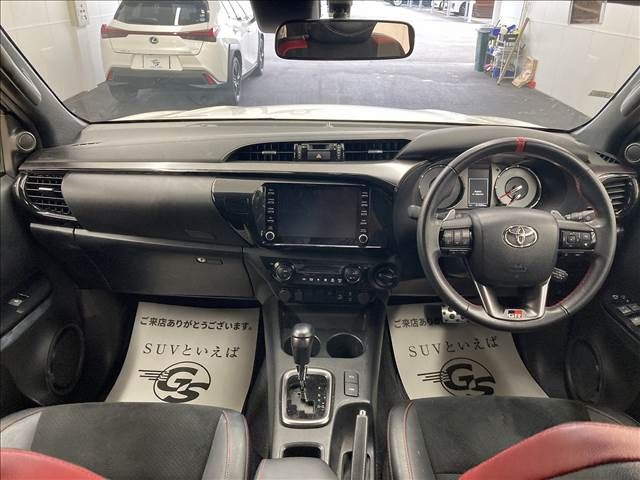 Toyota HILUX 2021-11 180575-1