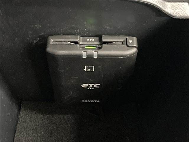 Toyota HILUX 2021-11 180575-9