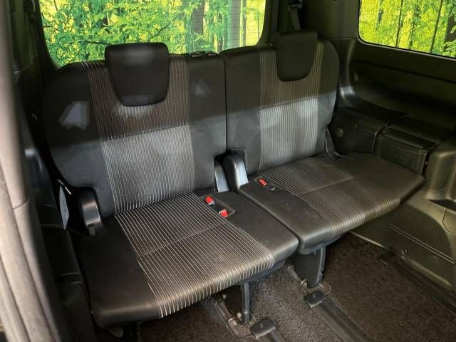 Toyota VOXY 2018-12 183839-10