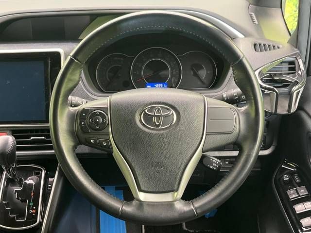 Toyota VOXY 2018-12 183839-12