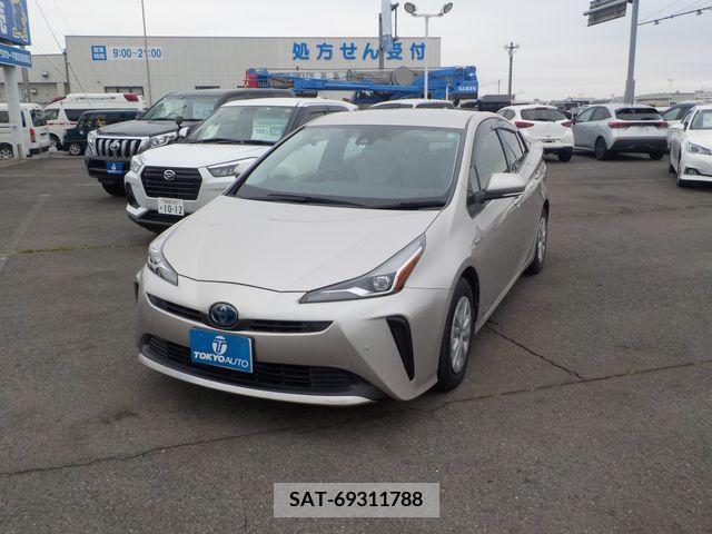 Toyota PRIUS 2019-06 223267-0