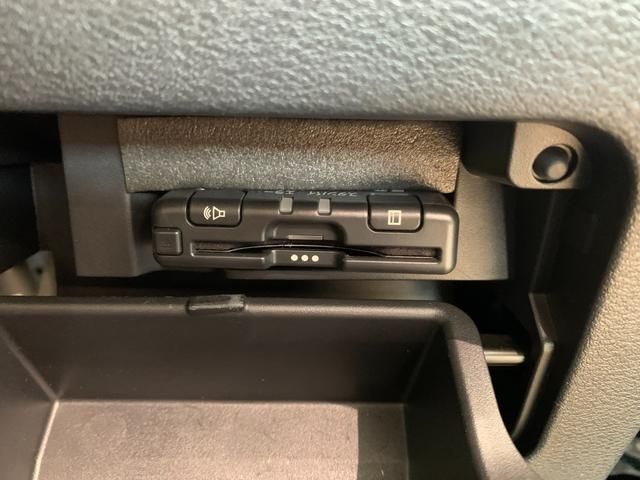 Nissan SERENA 2021-09 7931-9