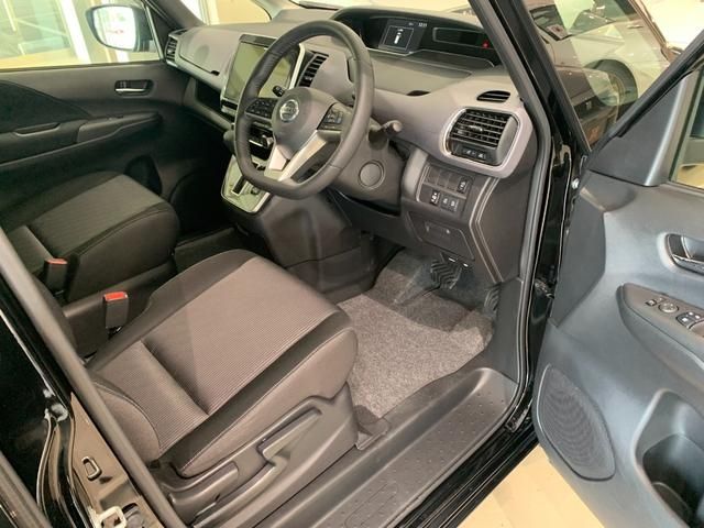 Nissan SERENA 2021-09 7931-10